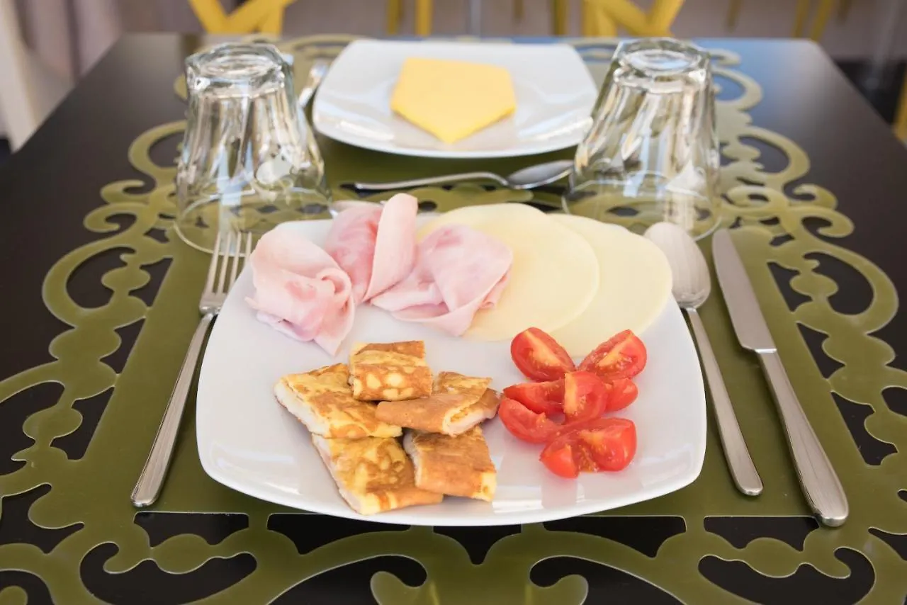 *** Bed & Breakfast Bed and Breakfast Casa Turrisi Taormina Italia